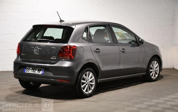 VOLKSWAGEN POLO 1,2 TSI 90 BLUEMOTION LOUNGE GRIS DS-782-MP