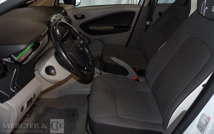 RENAULT ZOE 88CV BOITE AUTO BLANC DS-973-TR