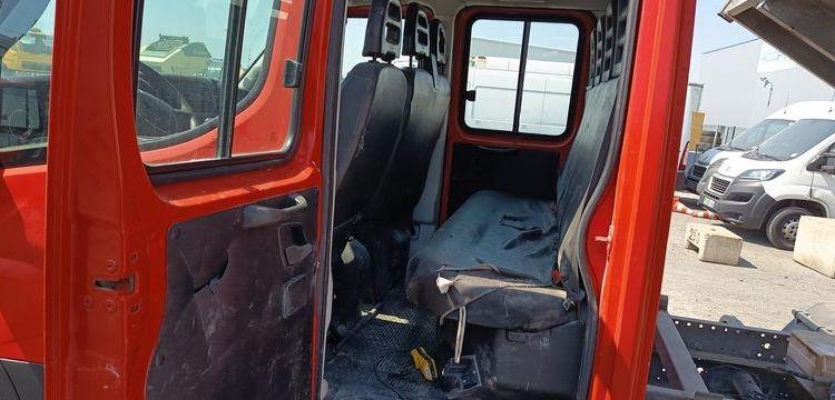 IVECO 35C13 DOUBLE CABINE AVEC BENNE JPM – DIESEL – 97141 KMS – ANNEE 2015 ROUGE DV-835-LQ