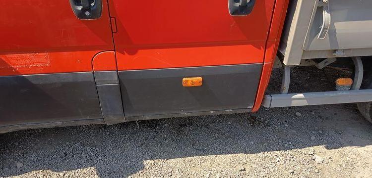 IVECO 35C13 DOUBLE CABINE AVEC BENNE JPM – DIESEL – 97141 KMS – ANNEE 2015 ROUGE DV-835-LQ