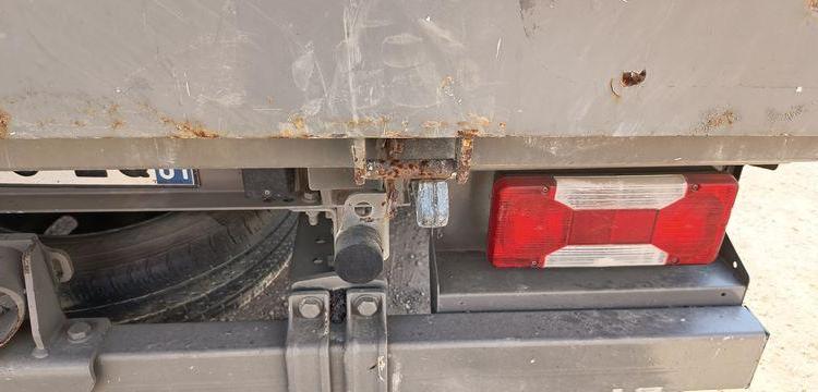 IVECO 35C13 DOUBLE CABINE AVEC BENNE JPM – DIESEL – 97141 KMS – ANNEE 2015 ROUGE DV-835-LQ
