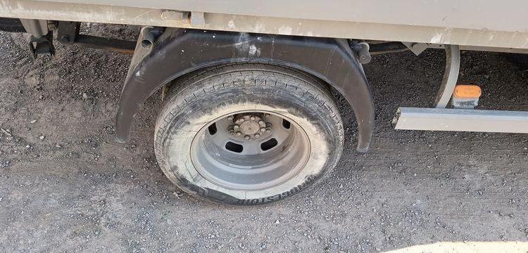 IVECO 35C13 DOUBLE CABINE AVEC BENNE JPM – DIESEL – 97141 KMS – ANNEE 2015 ROUGE DV-835-LQ