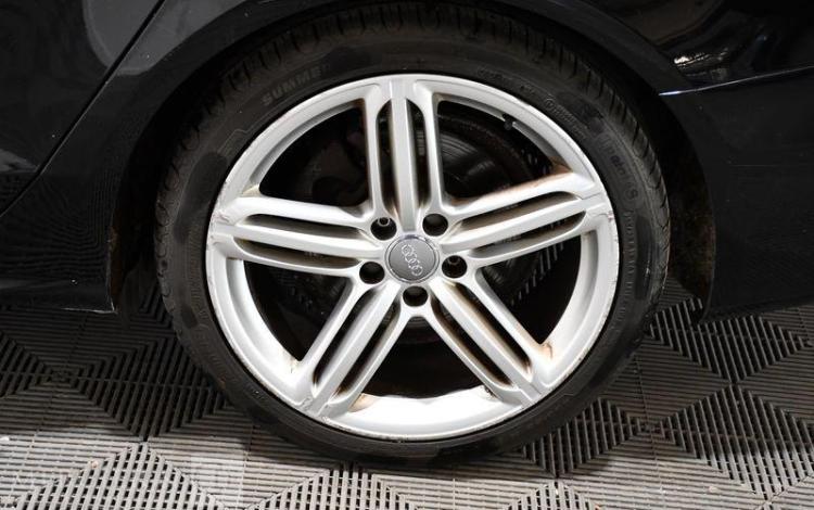 AUDI A4 AVANT ,0 TDI190 S-LINE MULTITRONIC BVA NOIR DW-142-RB