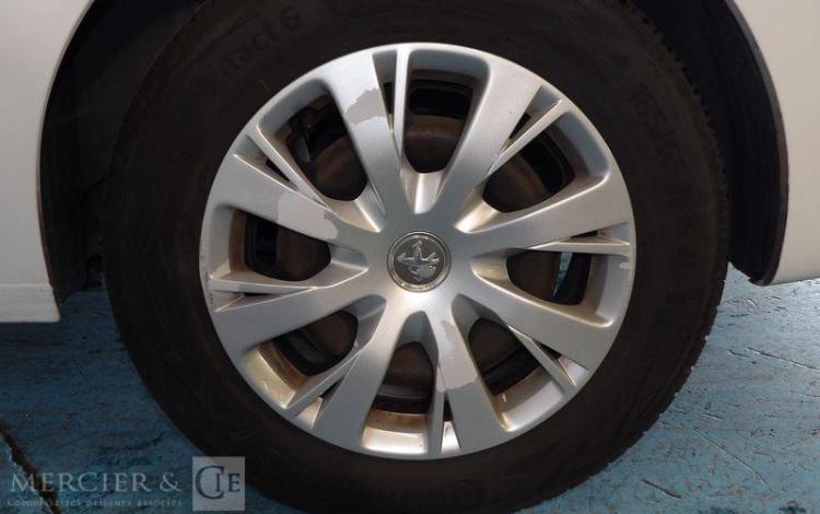 PEUGEOT 208 1,6 BLUEHDI 75CH ACTIVE  DX-347-ZP