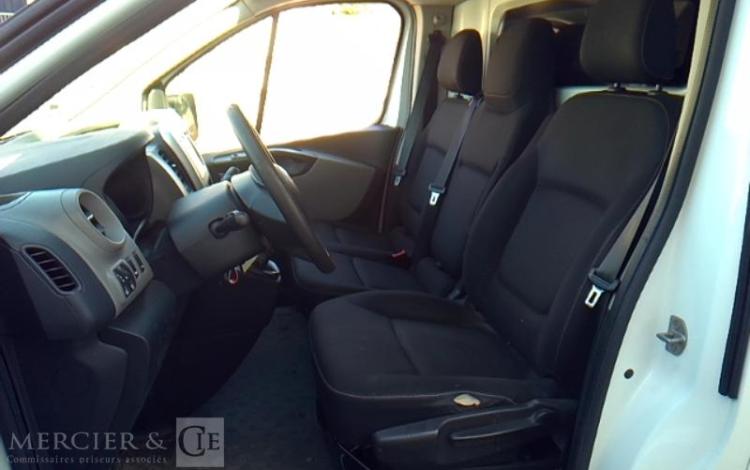 RENAULT TRAFIC FOURGON 1.6 DCI 120 1T0 L1H1 CONFORT BLANC DY-054-JF