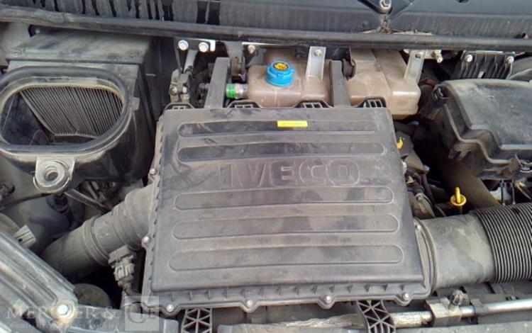 IVECO 35-130 BENNE SIMPLE CABINE BLANC EA-310-CQ