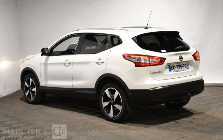 NISSAN QASHQAI 1,6 DCI 130 ULTIMATE EDITION 2WD S&S BLANC EC-725-FQ