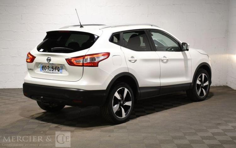NISSAN QASHQAI 1,6 DCI 130 ULTIMATE EDITION 2WD S&S BLANC EC-725-FQ