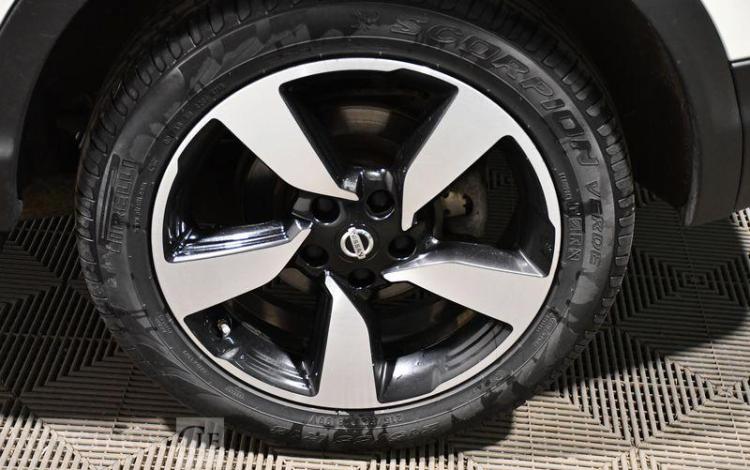 NISSAN QASHQAI 1,6 DCI 130 ULTIMATE EDITION 2WD S&S BLANC EC-725-FQ