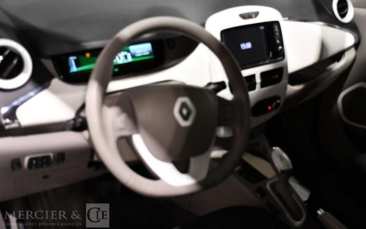 RENAULT ZOE LIFE TYPE 2 BLANC EE-613-HH