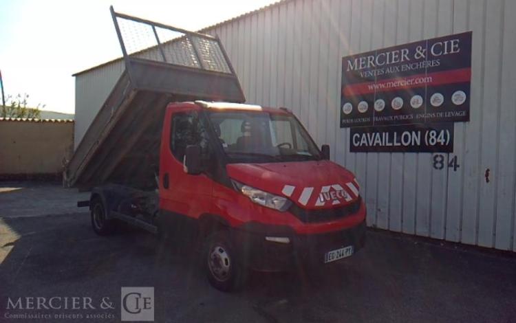 IVECO 35-130 BENNE SIMPLE CABINE ROUGE EG-244-PY