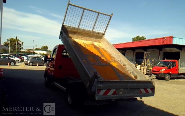 IVECO 35-130 BENNE SIMPLE CABINE ROUGE EG-244-PY