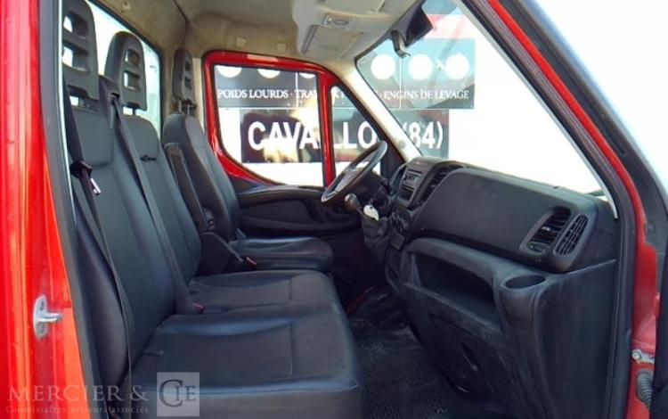 IVECO 35-130 BENNE SIMPLE CABINE ROUGE EG-244-PY