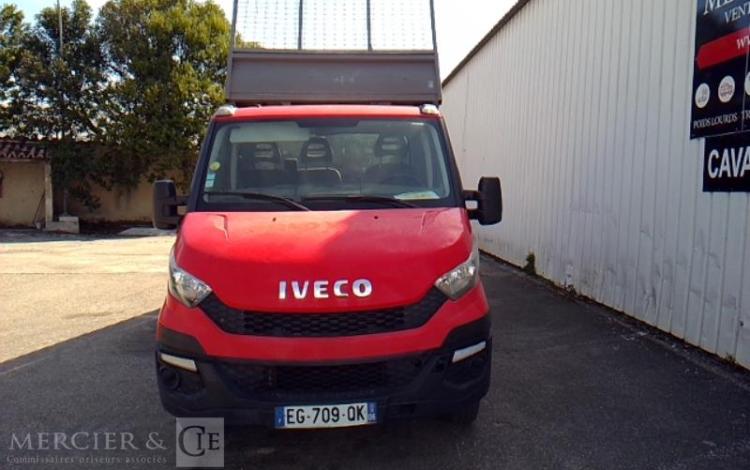 IVECO 35-130 BENNE SIMPLE CABINE ROUGE EG-709-QK