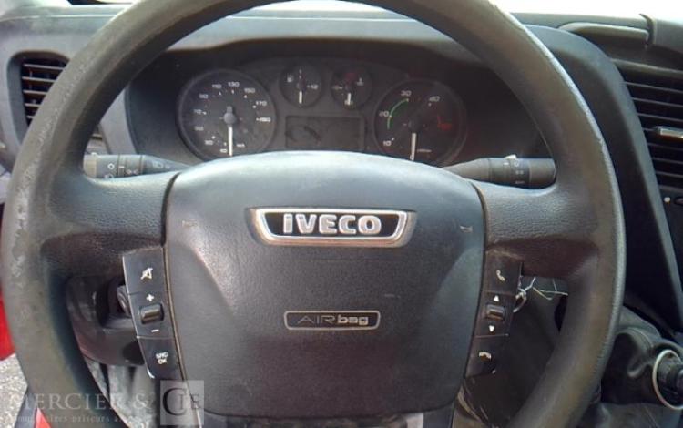 IVECO 35-130 BENNE SIMPLE CABINE ROUGE EG-709-QK
