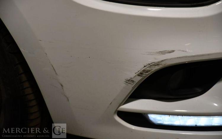 RENAULT CLIO STE AIR MEDIANAV ENERGY DCI 90 82G BLANC EH-232-LD