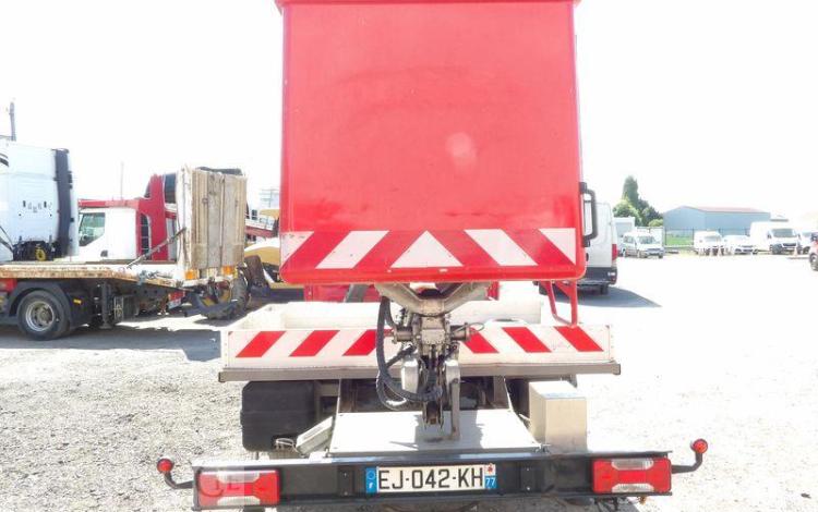 IVECO DAILY AVEC NACELLE MULTITEL 160ALU 16M – DIESEL – 2524 HEURES – 69353 KMS ROUGE EJ-042-KH