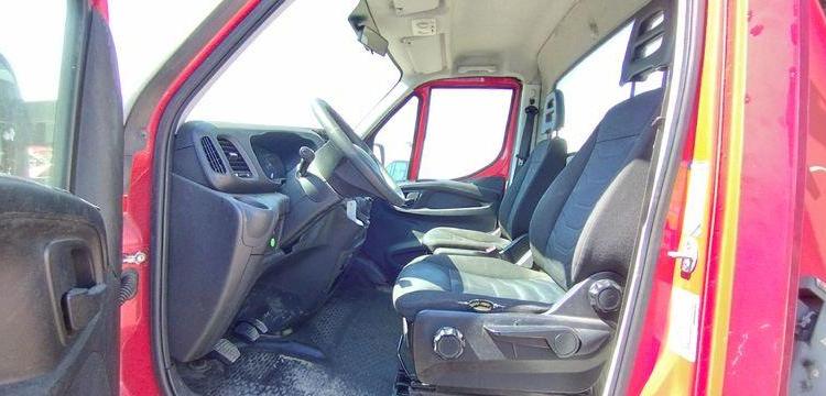 IVECO DAILY AVEC NACELLE MULTITEL 160ALU 16M – DIESEL – 2524 HEURES – 69353 KMS ROUGE EJ-042-KH