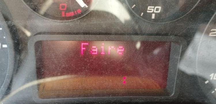 IVECO DAILY AVEC NACELLE MULTITEL 160ALU 16M – DIESEL – 2524 HEURES – 69353 KMS ROUGE EJ-042-KH