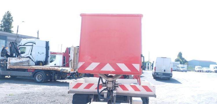 IVECO DAILY AVEC NACELLE MULTITEL 160ALU 16M – DIESEL – 2524 HEURES – 69353 KMS ROUGE EJ-042-KH