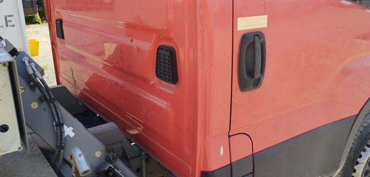 IVECO DAILY AVEC NACELLE MULTITEL 160ALU 16M – DIESEL – 2524 HEURES – 69353 KMS ROUGE EJ-042-KH