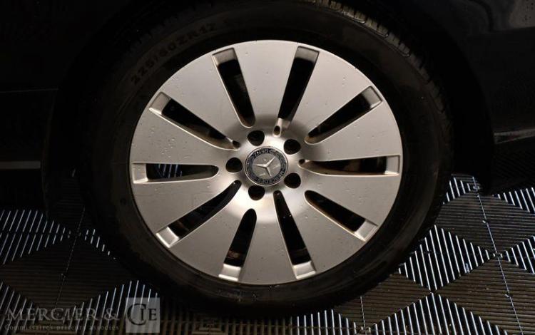 MERCEDES CLASSE C COUPE NOIR EJ-541-NG