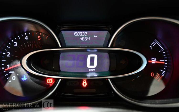 RENAULT CLIO IV 1.5 DCI 75 Ex AUTO ECOLE BUSINESS GRIS EL-013-FD