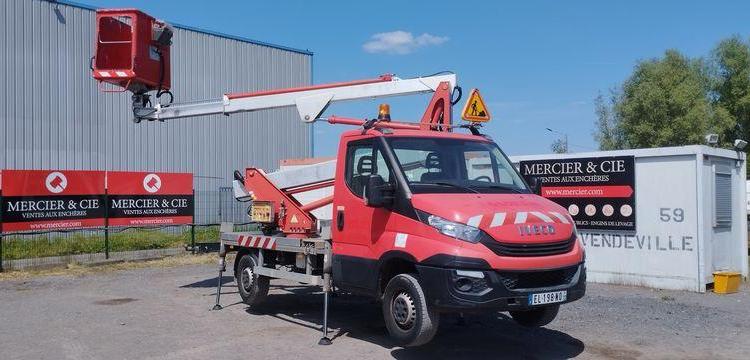 MULTITEL DAILY AVEC NACELLE MULTITEL MX170 16M – DIESEL – 2124 HEURES – 41260 KMS ROUGE EL-198-NQ