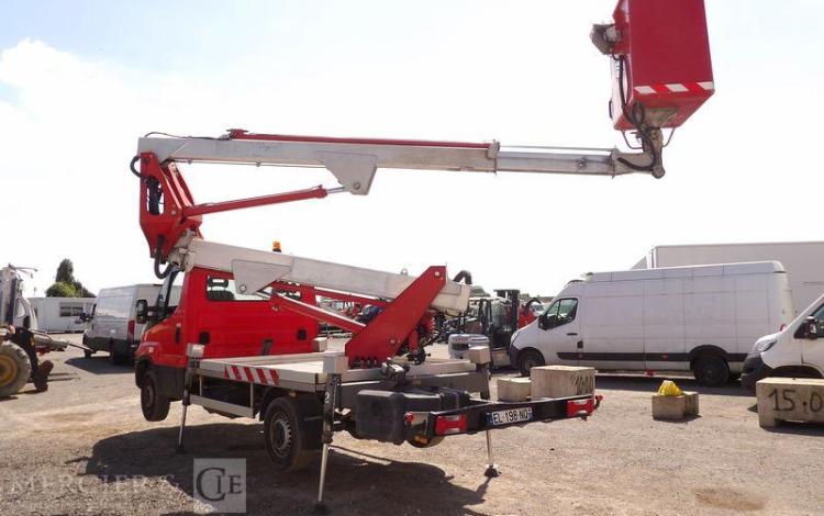 MULTITEL DAILY AVEC NACELLE MULTITEL MX170 16M – DIESEL – 2124 HEURES – 41260 KMS ROUGE EL-198-NQ