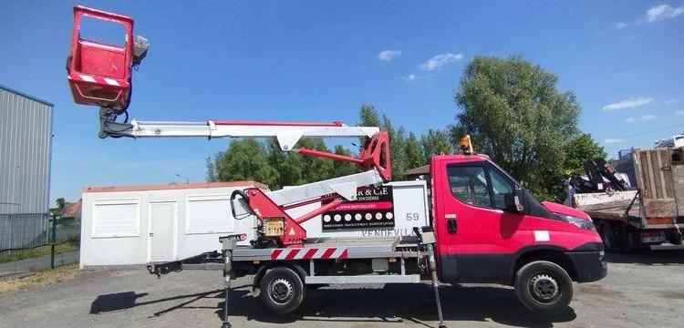 MULTITEL DAILY AVEC NACELLE MULTITEL MX170 16M – DIESEL – 2124 HEURES – 41260 KMS ROUGE EL-198-NQ