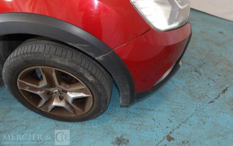 DACIA SANDERO 0,9 TCE 90CH STEPWAY ROUGE EM-008-JL
