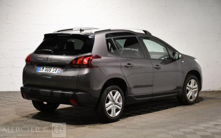 PEUGEOT 2008 1,2 PURETECH 110CH STYLE S&S GRIS EM-009-SV