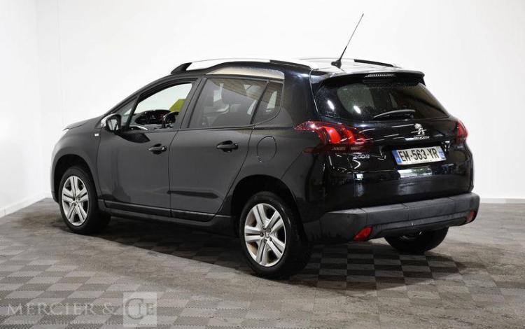 PEUGEOT 2008 1,2 PURE TECH 110 STYLE S&S NOIR EM-563-YR