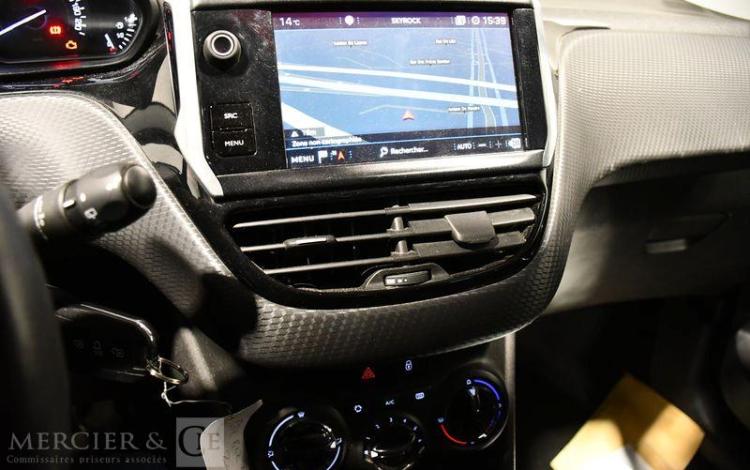 PEUGEOT 2008 1.6 E-HDI 92CH FAP BVM5 ACTIVE BLANC EM-812-CZ