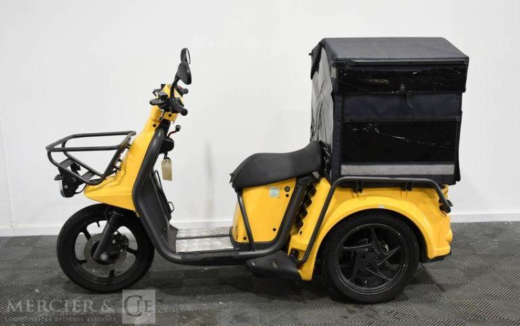 LIGIER STABY JAUNE EM-885-EG