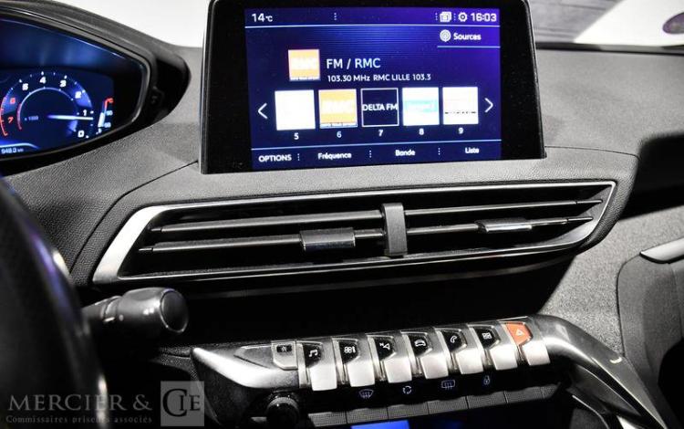 PEUGEOT 3008 1,2 PURETECH 130 GT LINE START/STOP ROUGE EM-899-VC