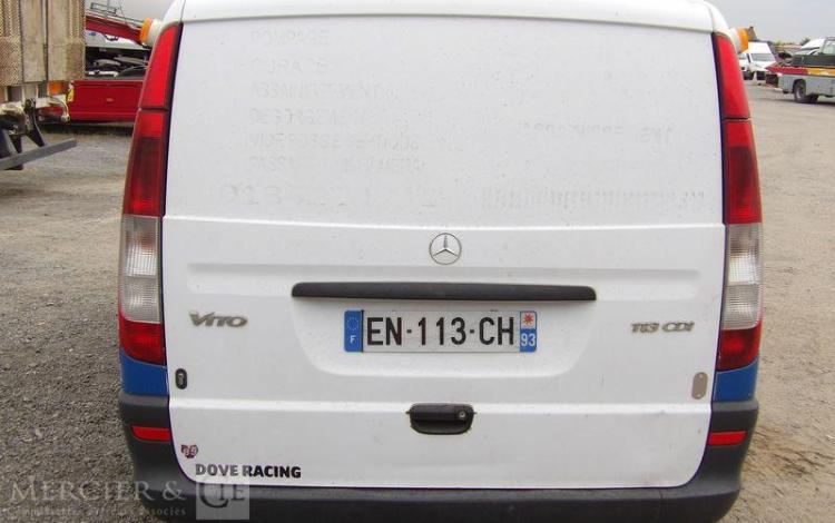MERCEDES VITO 113 CDI  2,1 CDI 16V 109CV EQUIPE CURAGE – DIESEL – KILOMETRAGE NON GARANTI BLANC/BLEU EN-113-CH