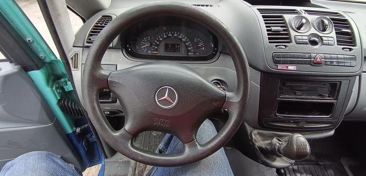 MERCEDES VITO 113 CDI  2,1 CDI 16V 109CV EQUIPE CURAGE – DIESEL – KILOMETRAGE NON GARANTI BLANC/BLEU EN-113-CH