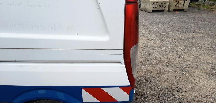 MERCEDES VITO 113 CDI  2,1 CDI 16V 109CV EQUIPE CURAGE – DIESEL – KILOMETRAGE NON GARANTI BLANC/BLEU EN-113-CH