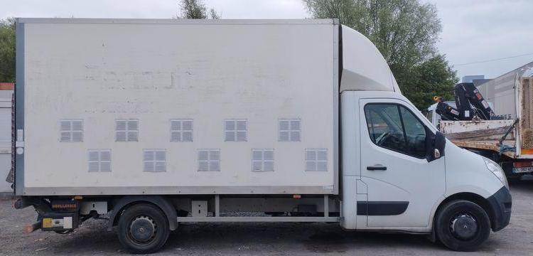RENAULT MASTER EV 2,3 DCI 130FWD 130 CV/96KW – DIESEL – 93430 KMS – ANNEE 2017 BLANC EQ-423-JB