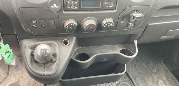 RENAULT MASTER EV 2,3 DCI 130FWD 130 CV/96KW – DIESEL – 93430 KMS – ANNEE 2017 BLANC EQ-423-JB