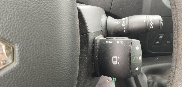 RENAULT MASTER EV 2,3 DCI 130FWD 130 CV/96KW – DIESEL – 93430 KMS – ANNEE 2017 BLANC EQ-423-JB