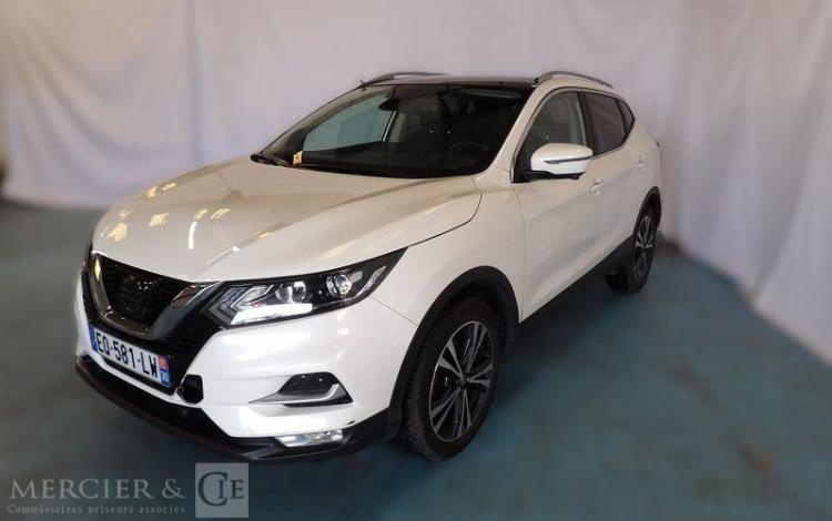 NISSAN QASHQAI 1,2 DIGT 115CH CONNECT EDITION 2WD BLANC EQ-581-LW