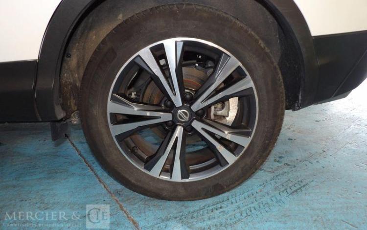NISSAN QASHQAI 1,2 DIGT 115CH CONNECT EDITION 2WD BLANC EQ-581-LW