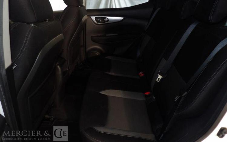 NISSAN QASHQAI 1,2 DIGT 115CH CONNECT EDITION 2WD BLANC EQ-581-LW