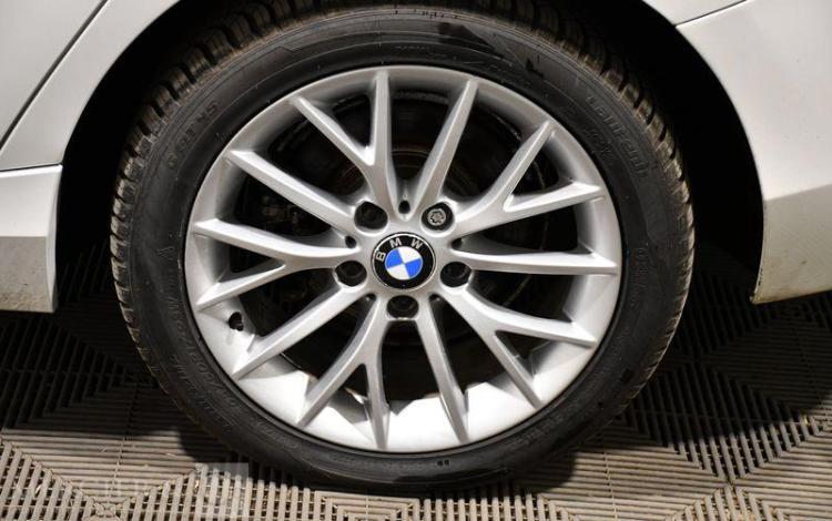 BMW SERIE 1 116D SPORT DESIGN BLANC ER-100-DZ
