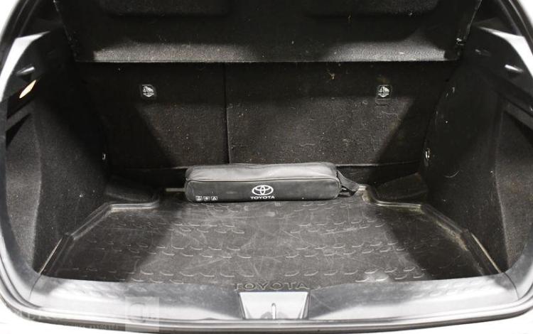 TOYOTA CHR 1,2 T 115 DISTINCTIVE 4X2 GRIS ER-483-XN