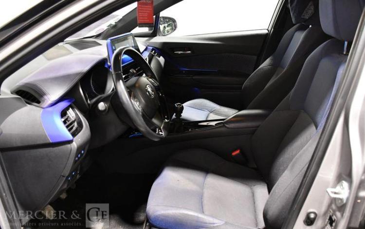 TOYOTA CHR 1,2 T 115 DISTINCTIVE 4X2 GRIS ER-483-XN