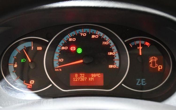 RENAULT KANGOO ZE 33 EXPRESS JAUNE ER-948-RV