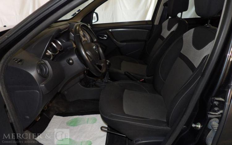 DACIA DUSTER 1,5 DCI 110CH LAUREATE PLUS 4X2 GRIS ES-390-SG